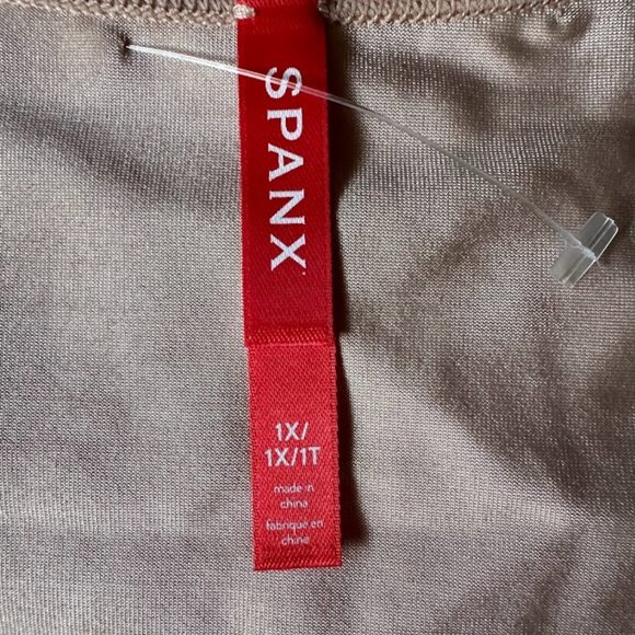 Spanx Cami with Adjustable Straps NWOT Size 1X - Picture 2 of 3